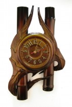 UHR AUS LEDER TM 16; H. 49 cm, B. 30 cm